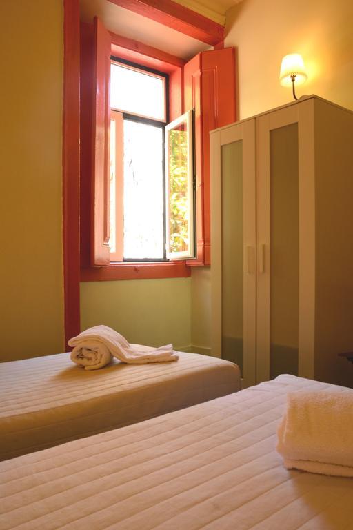 Lisbon Budget Inn Екстер'єр фото
